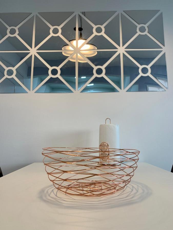 707- Apartamento Encantador, Amplo E Decorado, Quarto, Sala, Cozinha, Mobiliario Moderno, Cozinha Completa Com Utensilios , Excelente Vista Da Cidade E Localizacao Privelegiada No Bairro Bigorrilho Куритиба Екстериор снимка