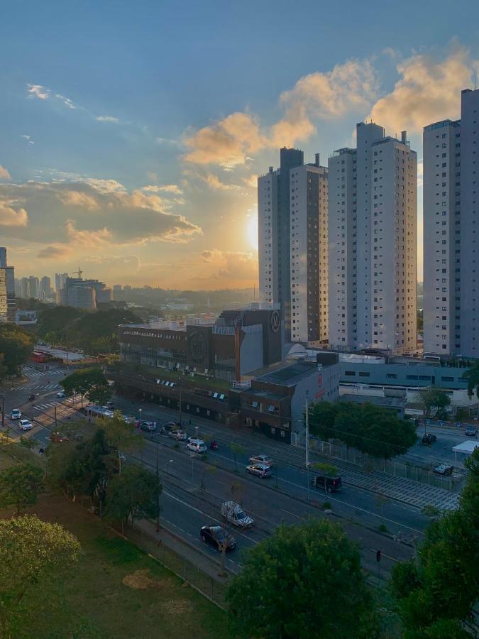 707- Apartamento Encantador, Amplo E Decorado, Quarto, Sala, Cozinha, Mobiliario Moderno, Cozinha Completa Com Utensilios , Excelente Vista Da Cidade E Localizacao Privelegiada No Bairro Bigorrilho Куритиба Екстериор снимка